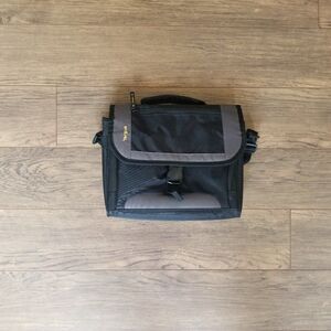 Targus CityGear for Most Tablets Mini Messenger Notebooks Kindle School Work